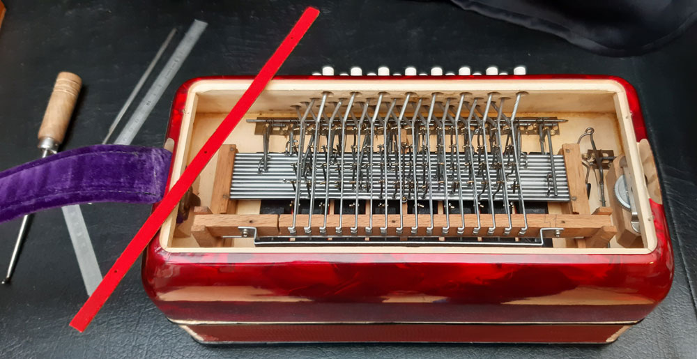Réparation mécanique accordéon piano Paris